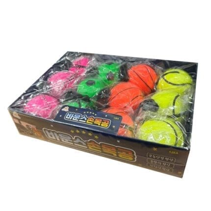 아이들이 손목에 착용하고 즐겁게 놀이하는 대성 바운스 손목공