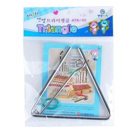 메이커아카데미의 엔젤 트라이앵글 APT-R7은 학교 음악 수업에 활용되는 고품질 리듬 악기입니다.