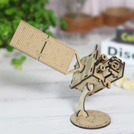 모또 나무 천리안 2호 위성 모형 2번째 이미지